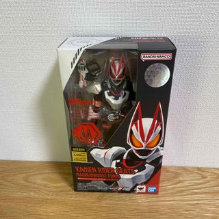 バンダイ(BANDAI)のフィギュアーツ　仮面ライダーギーツ　マグナムブーストフォーム　フィギュア(特撮)