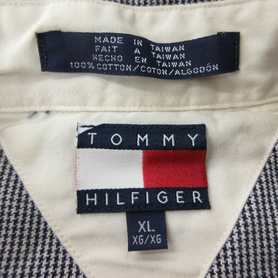 TOMMY HILFIGER(トミーヒルフィガー)のXL★古着 トミーヒルフィガー TOMMY HILFIGER 長袖 ブランド シャツ メンズ 90年代 90s ワンポイントロゴ 千鳥格子 大きいサイズ ロング丈 コットン ボタンダウン 黒他 ブラック 24jan27 中古 トップス メンズのトップス(シャツ)の商品写真