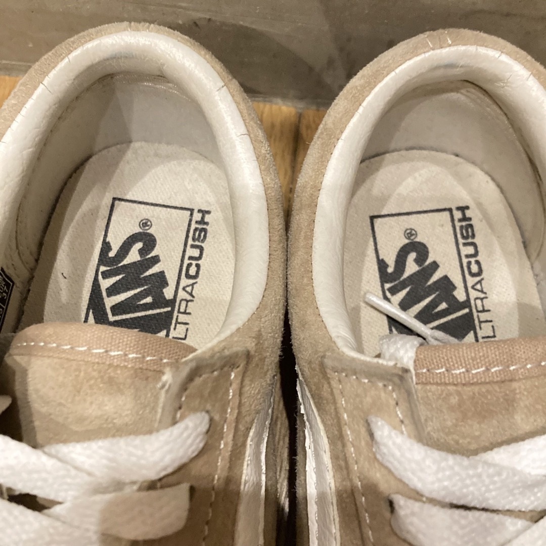 OLD SKOOL（VANS）(オールドスクール)のVANS バンズ OLD SKOOL オールドスクール　スニーカー　ベージュ レディースの靴/シューズ(スニーカー)の商品写真