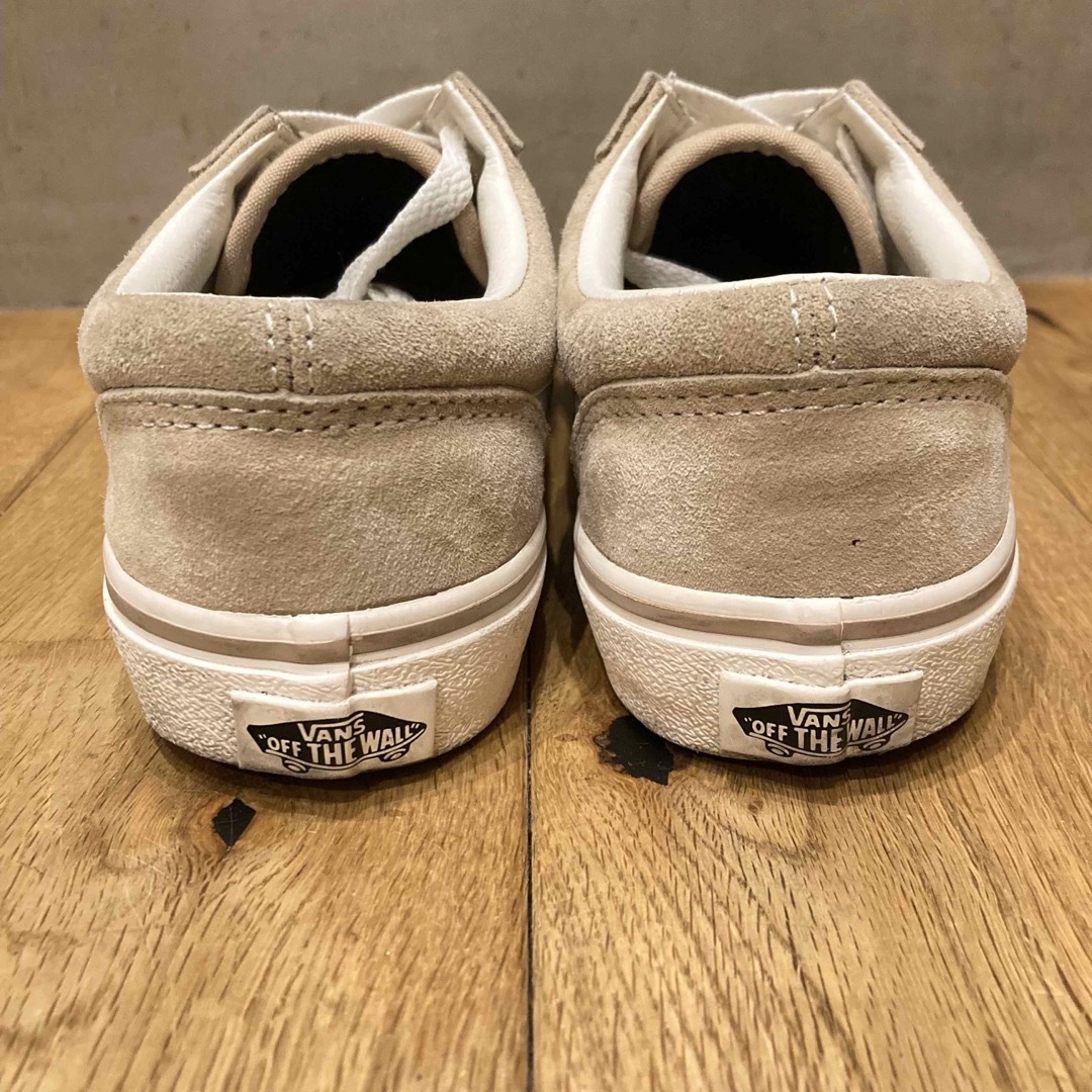 OLD SKOOL（VANS）(オールドスクール)のVANS バンズ OLD SKOOL オールドスクール　スニーカー　ベージュ レディースの靴/シューズ(スニーカー)の商品写真