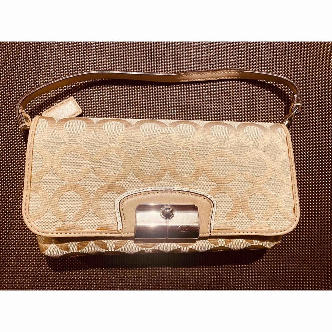 COACH(コーチ)の【新品・未使用・箱入り】COACH　ミニバッグ レディースのバッグ(ハンドバッグ)の商品写真