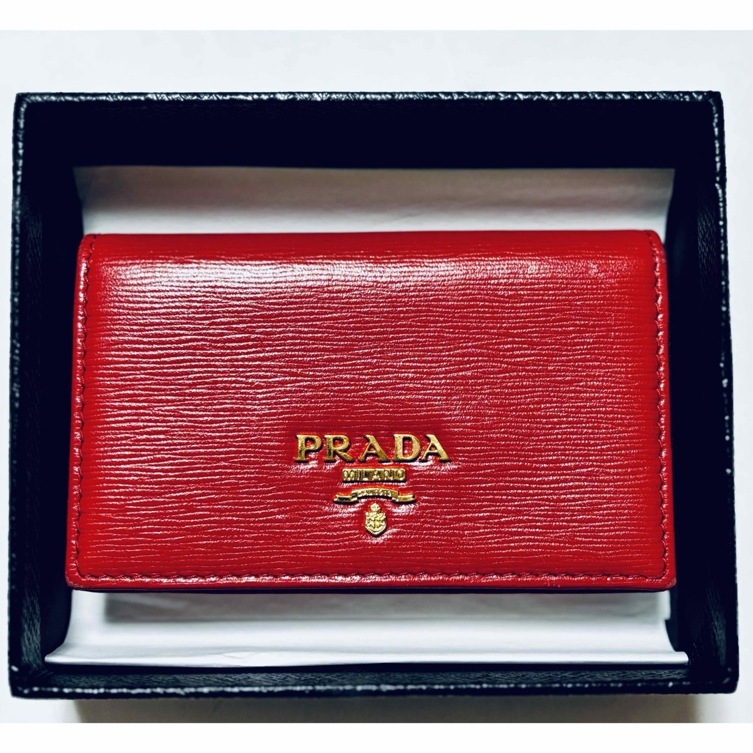 PRADA(プラダ)のプラダ　カードケース　VITELLO MOVE  レッド　PRADA レディースのファッション小物(財布)の商品写真
