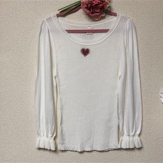 シークレットハニー(Secret Honey)のシークレットハニートランプ柄刺繍ふりふり袖薄手セーターM9号白超美品(ニット/セーター)