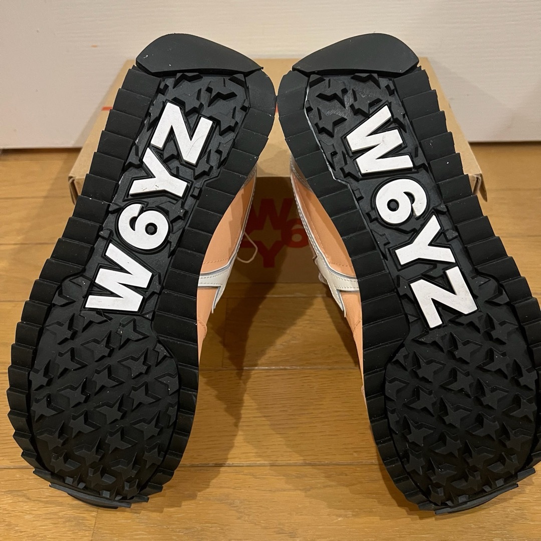 [未使用] W6YZ ウィズ 大人気　スニーカー　イタリアブランド❗️ レディースの靴/シューズ(スニーカー)の商品写真