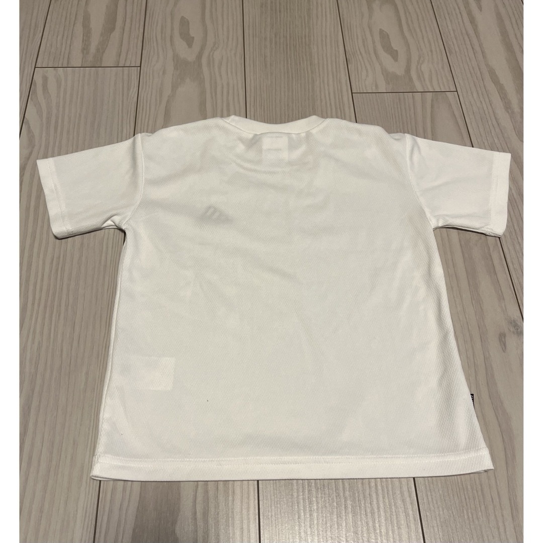 adidas(アディダス)のadidas Tシャツ　120 キッズ/ベビー/マタニティのキッズ服男の子用(90cm~)(Tシャツ/カットソー)の商品写真