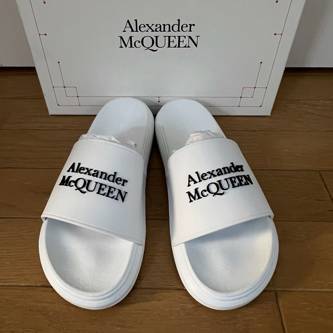 Alexander McQueen(アレキサンダーマックイーン)の[未使用] アレキサンダーマックイーン　サンダル　ホワイト　イタリア製　 メンズの靴/シューズ(サンダル)の商品写真