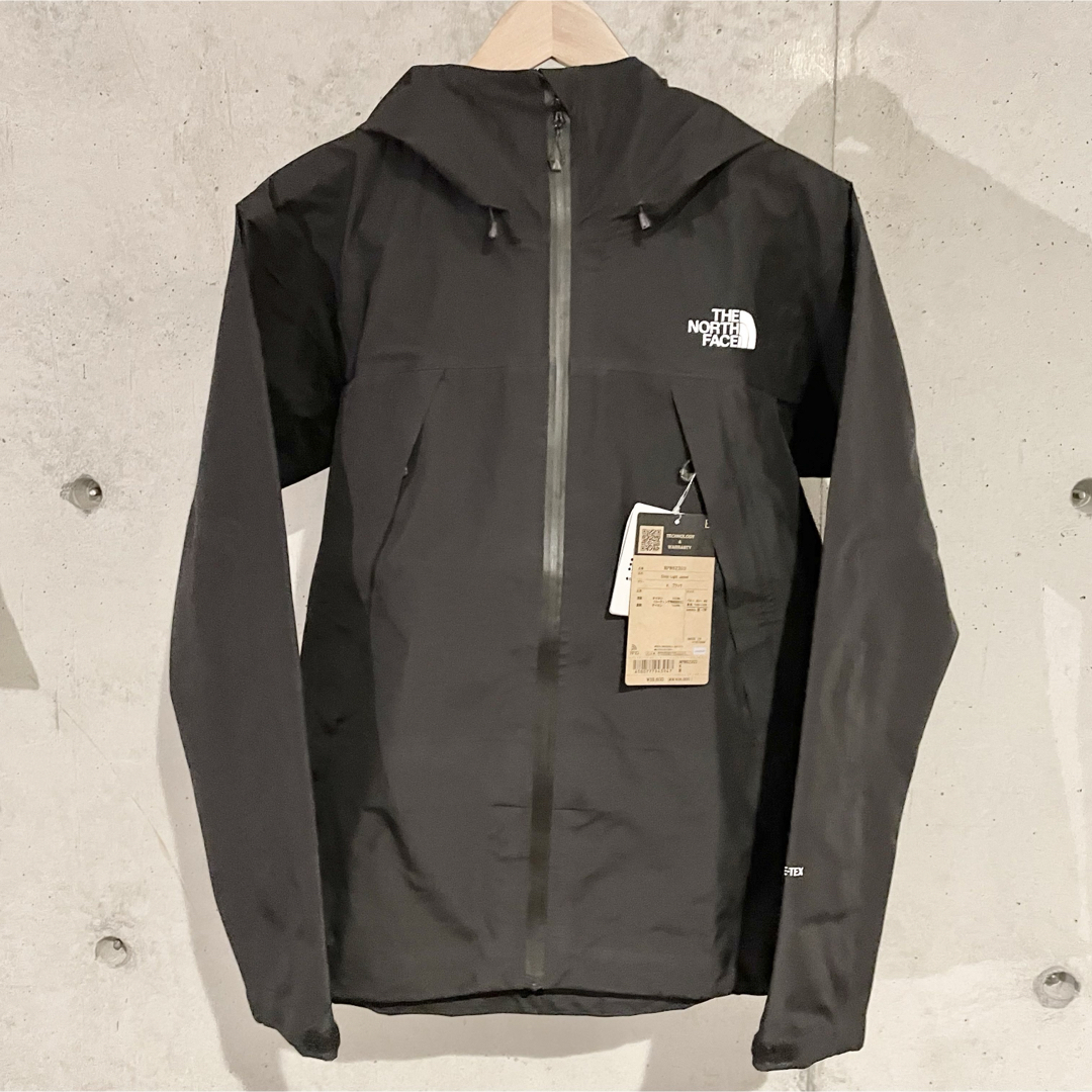 THE NORTH FACE(ザノースフェイス)の【新品】ノースフェイス クライムライトジャケット NPW62303 レディースM レディースのジャケット/アウター(ナイロンジャケット)の商品写真