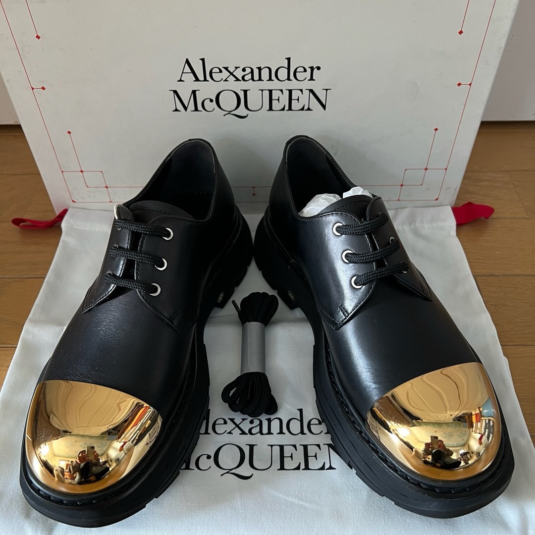 Alexander McQueen(アレキサンダーマックイーン)の[未使用] アレキサンダーマックイーン　革靴　大人気 イタリア製 メンズの靴/シューズ(ドレス/ビジネス)の商品写真