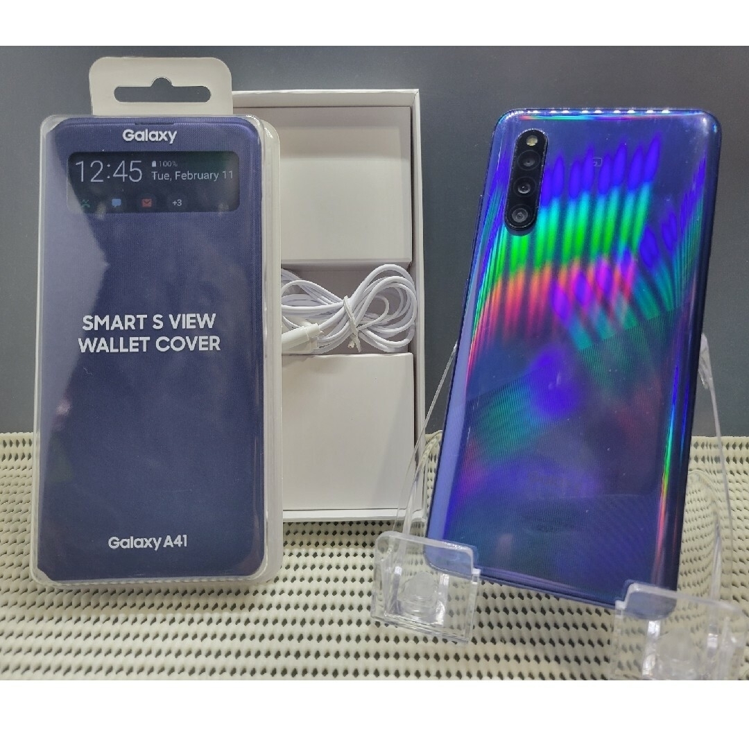 SAMSUNG(サムスン)のGALAXY A41 Blue 純正smart view cover 付き スマホ/家電/カメラのスマートフォン/携帯電話(スマートフォン本体)の商品写真