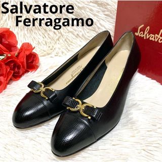 Salvatore Ferragamo - 【美品】Salvatore Ferragamo ダブルガンチーニリボン パンプス