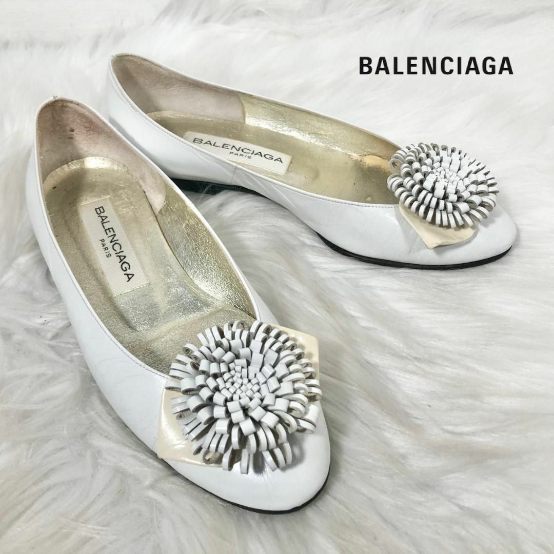 Balenciaga(バレンシアガ)のBALENCIAGA バレンシアガ レザー パンプス 35 ホワイト レディースの靴/シューズ(ハイヒール/パンプス)の商品写真