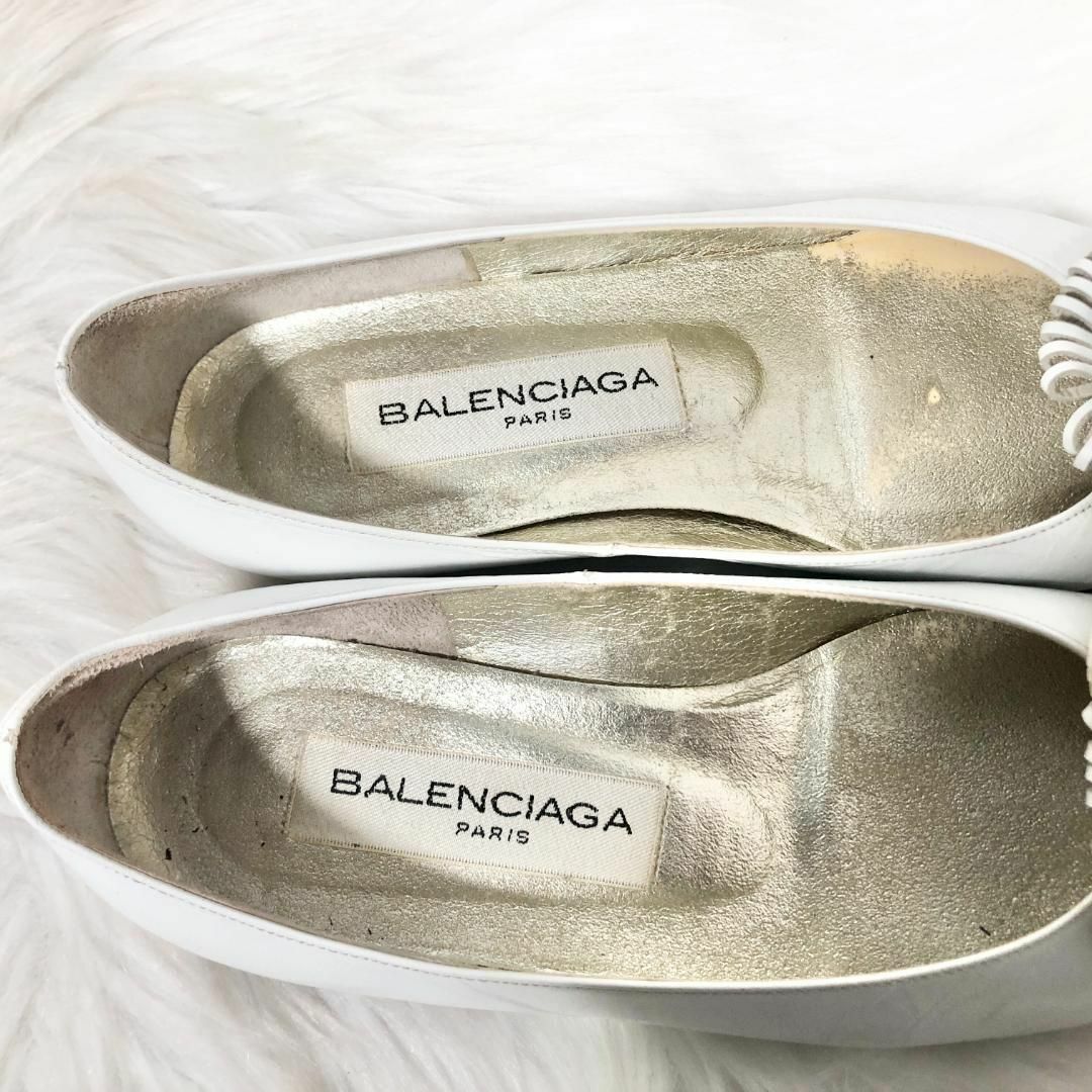 Balenciaga(バレンシアガ)のBALENCIAGA バレンシアガ レザー パンプス 35 ホワイト レディースの靴/シューズ(ハイヒール/パンプス)の商品写真