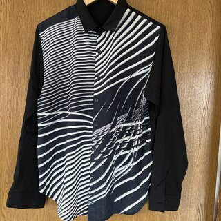 antiqua - ❤️アンティカ   デザインシャツ  ブラック系   美品 ❤️