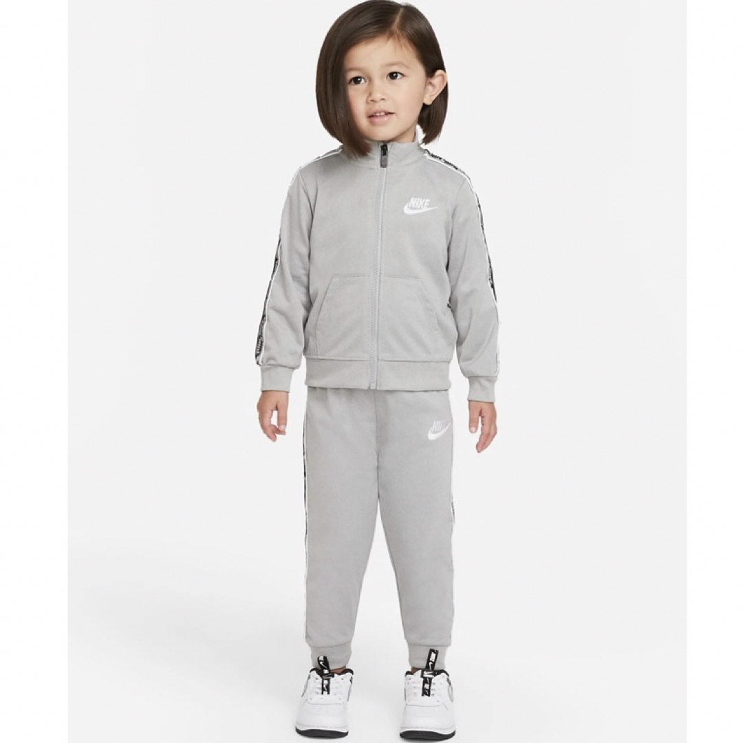 NIKE(ナイキ)の【NIKE】Baby ジャージ上下セット　6Mサイズ キッズ/ベビー/マタニティのベビー服(~85cm)(その他)の商品写真