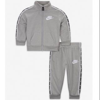 NIKE - 【NIKE】Baby ジャージ上下セット　6Mサイズ