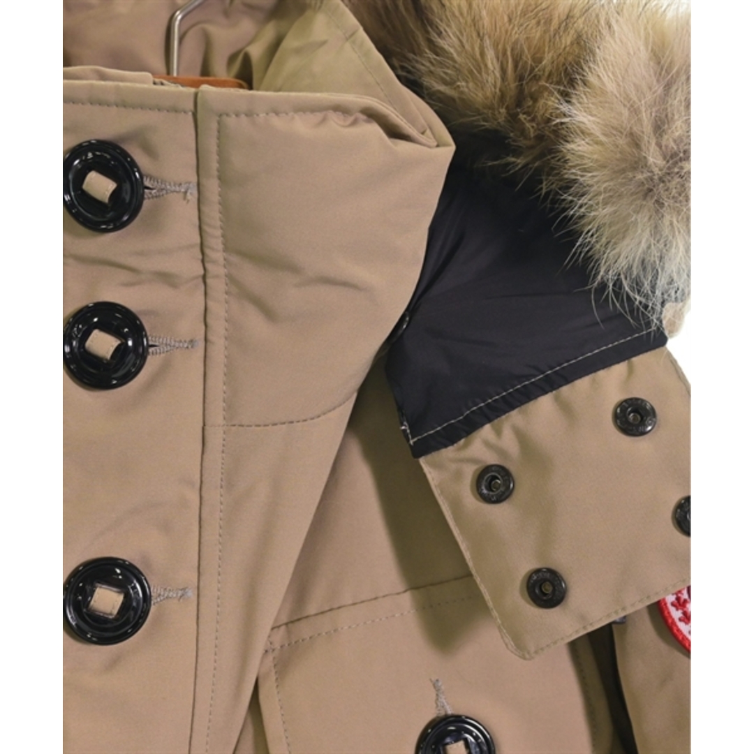 CANADA GOOSE(カナダグース)のCANADA GOOSE ダウンジャケット/ダウンベスト XS ベージュ 【古着】【中古】 レディースのジャケット/アウター(ダウンジャケット)の商品写真