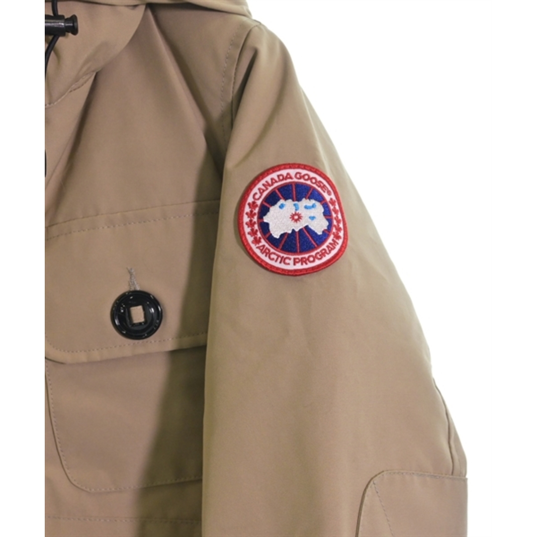 CANADA GOOSE(カナダグース)のCANADA GOOSE ダウンジャケット/ダウンベスト XS ベージュ 【古着】【中古】 レディースのジャケット/アウター(ダウンジャケット)の商品写真