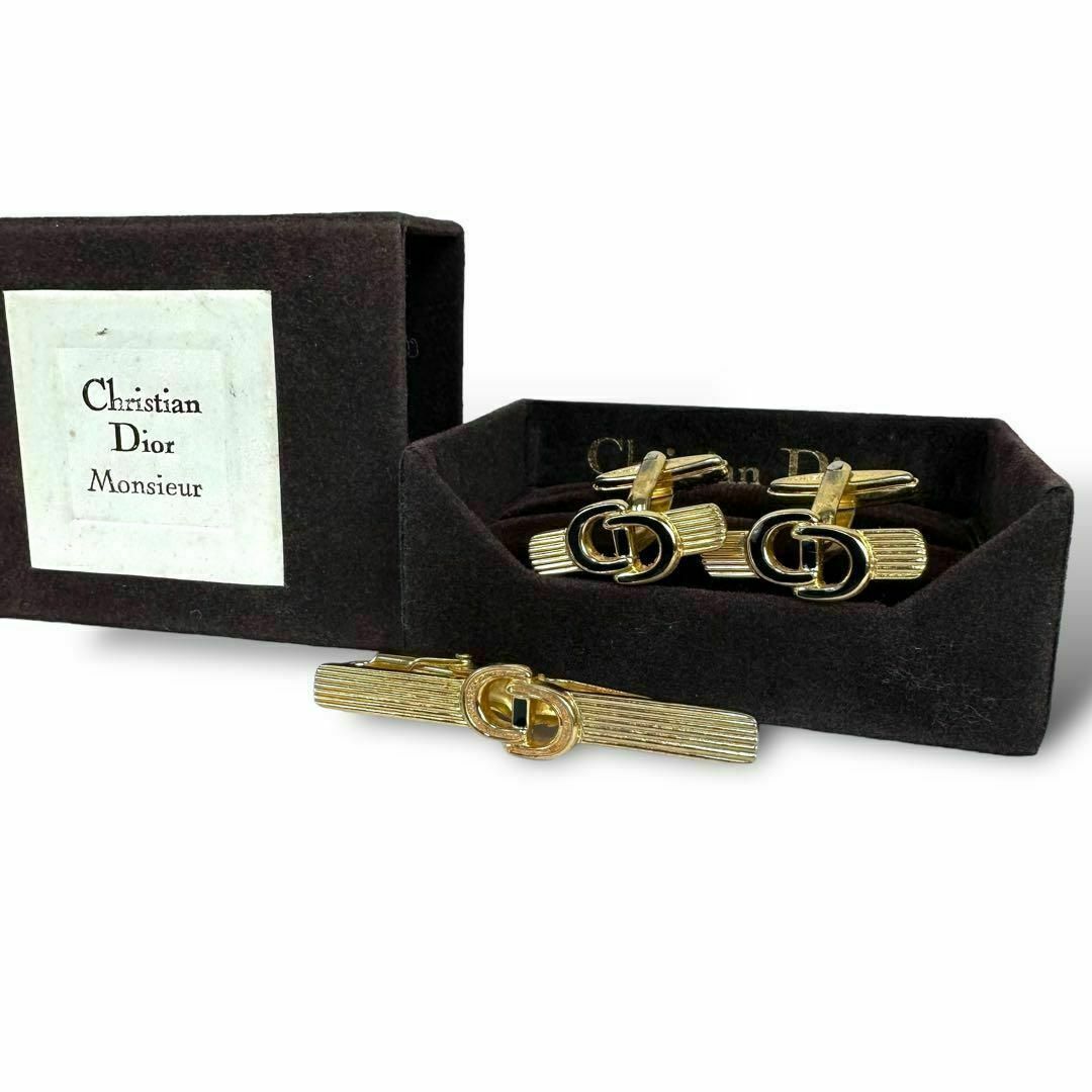 ChristianDior ディオール ゴールド ネクタイピン カフス セット - 小物 ChristianDior ディオール ゴールド ネクタイピン カフス セット - 小物