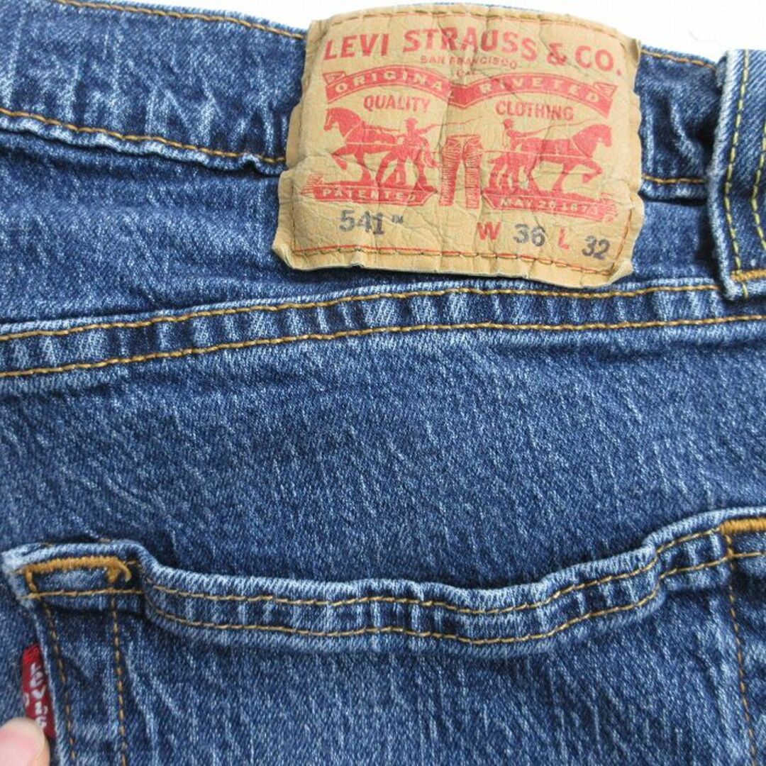 Levi's(リーバイス)のW37★古着 リーバイス Levis 541 ジーンズ メンズ ヒゲ 紺 ネイビー デニム 24feb17 中古 ボトムス ジーパン Gパン ロング パンツ メンズのパンツ(ワークパンツ/カーゴパンツ)の商品写真