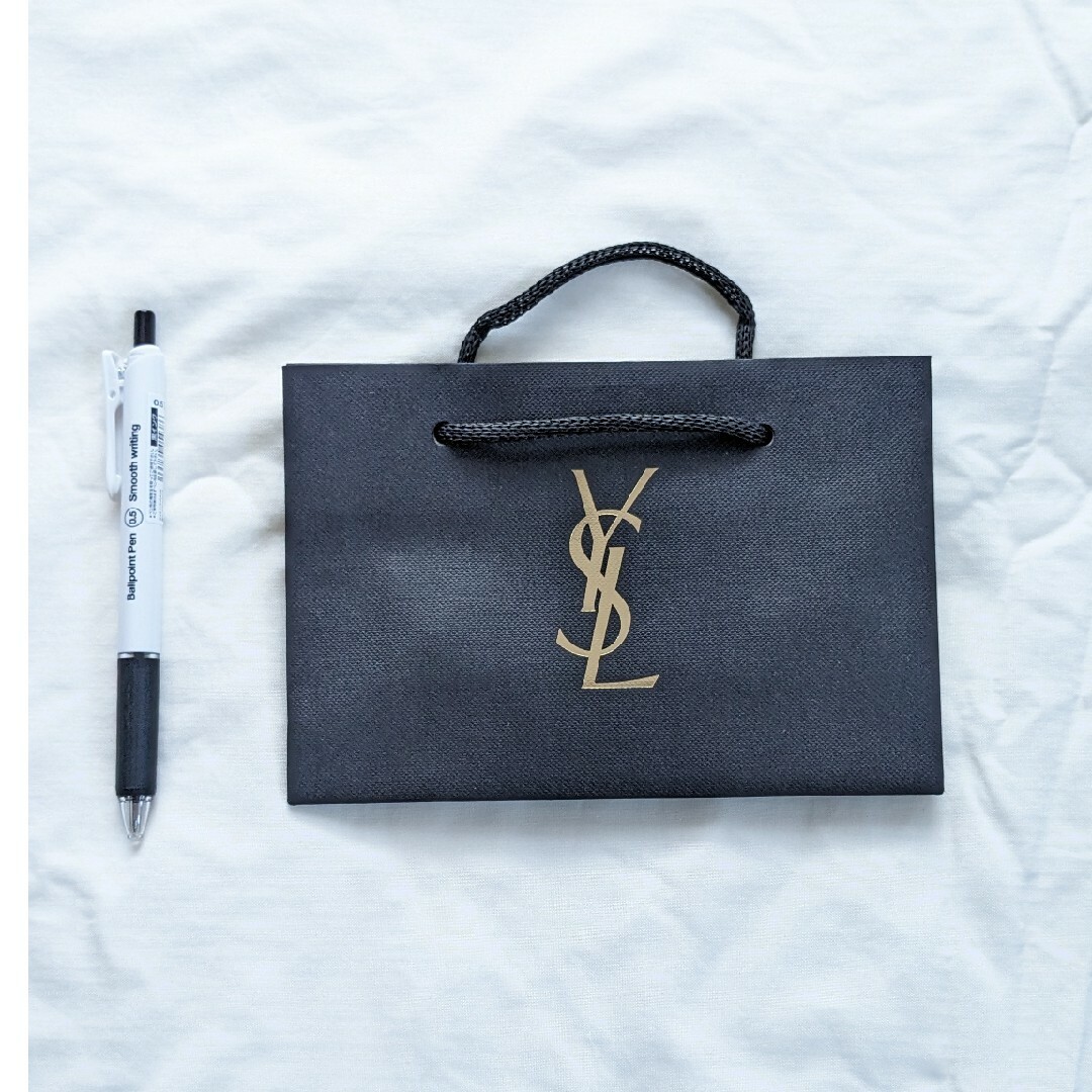 Yves Saint Laurent(イヴサンローラン)のイブ・サンローラン　ショップバッグ レディースのバッグ(ショップ袋)の商品写真