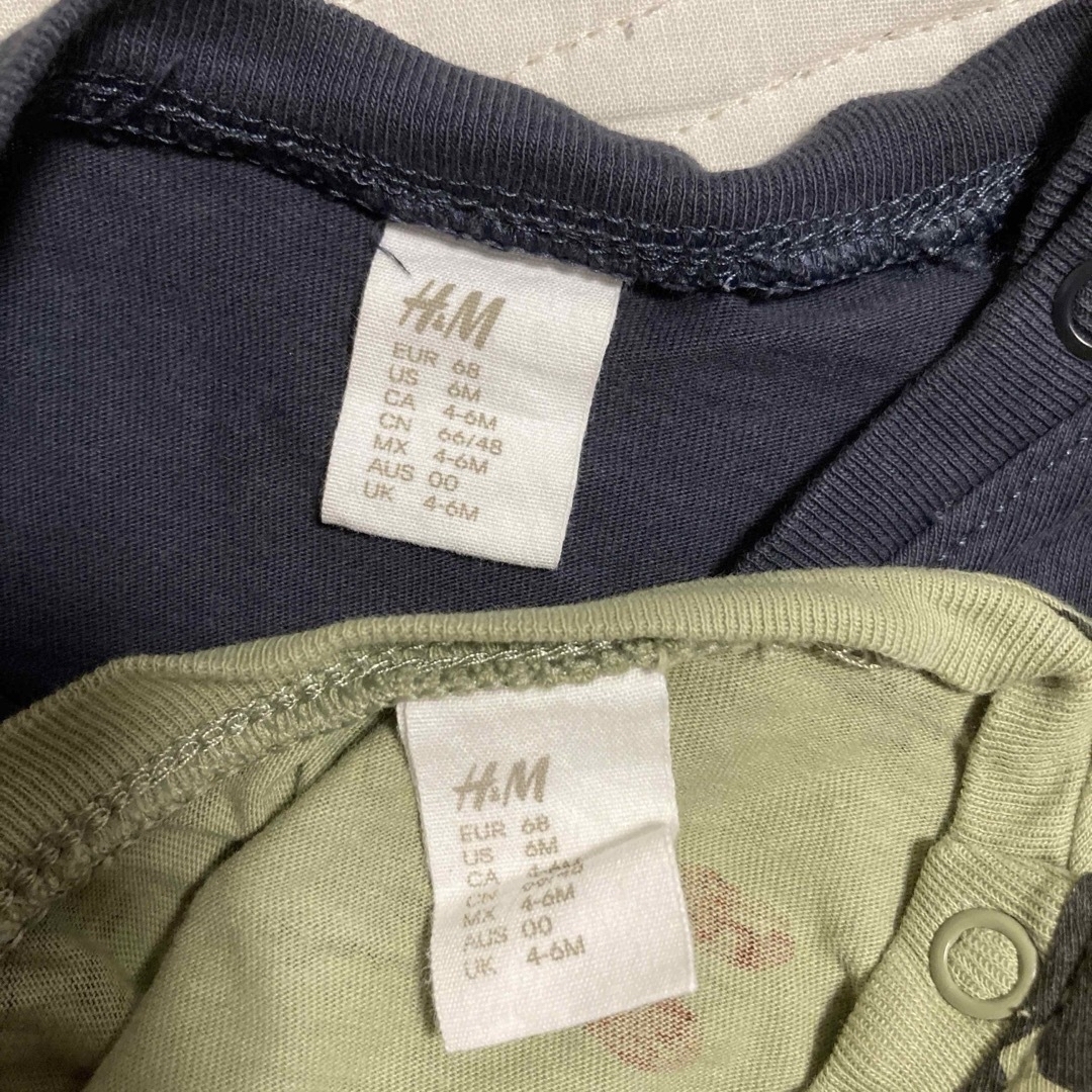 H&M(エイチアンドエム)のH&M 長袖Ｔシャツ　70 キッズ/ベビー/マタニティのベビー服(~85cm)(Ｔシャツ)の商品写真