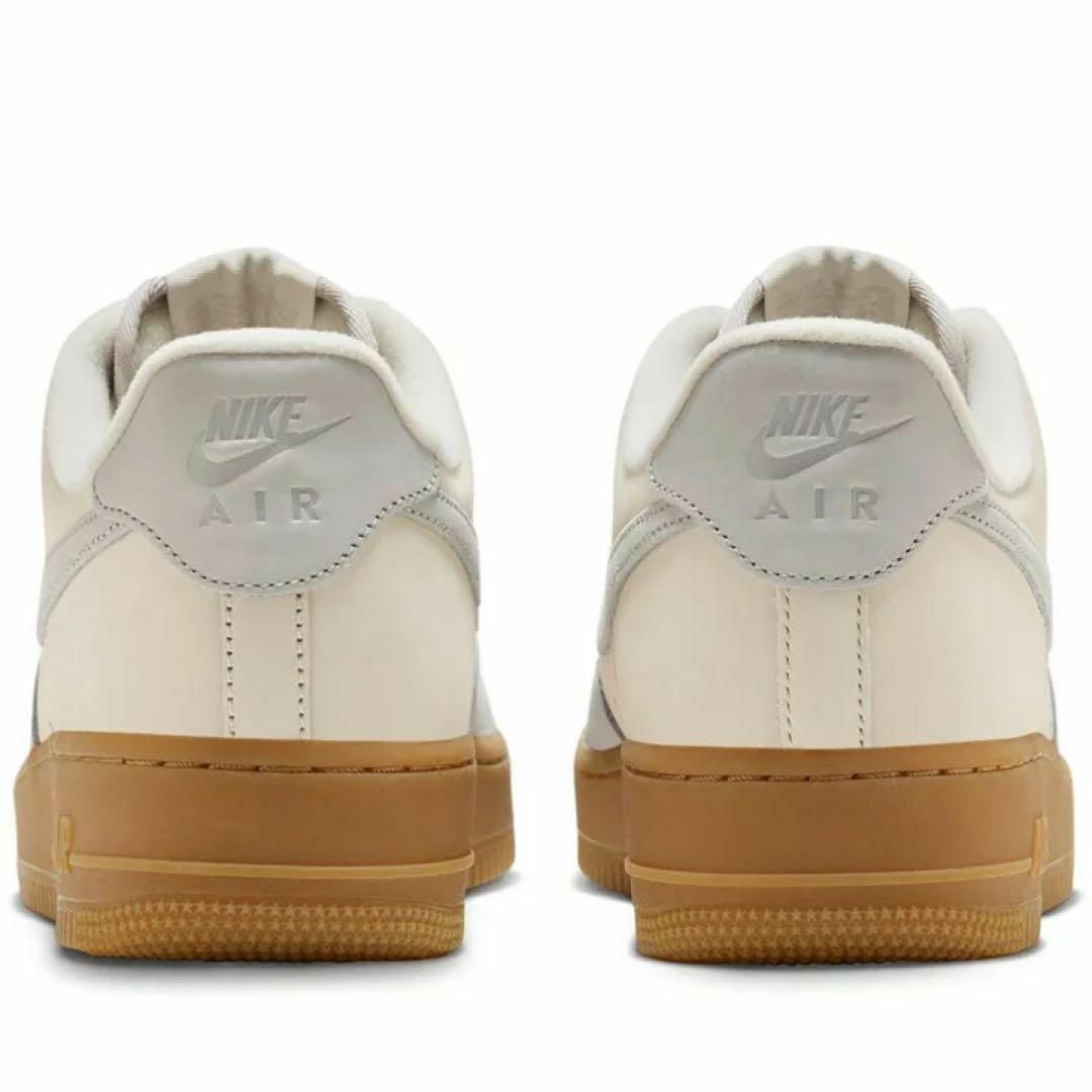 NIKE(ナイキ)の【新品未使用】27.0cm NIKE AIR FORCE 1 '07 WB メンズの靴/シューズ(スニーカー)の商品写真