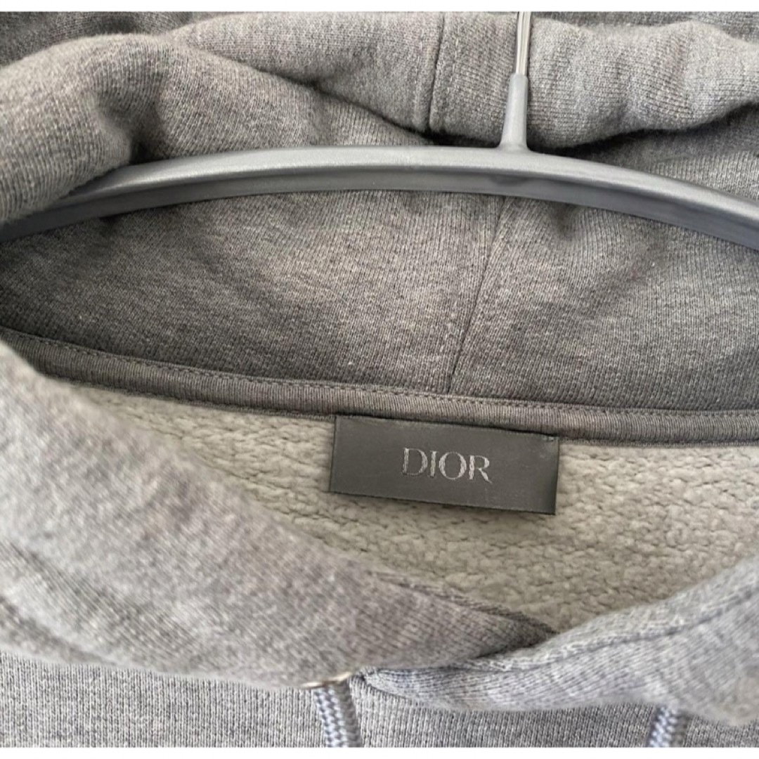 Christian Dior(クリスチャンディオール)のクリスチャンディオール パーカー Sサイズ グレー CDロゴ レディースのトップス(パーカー)の商品写真