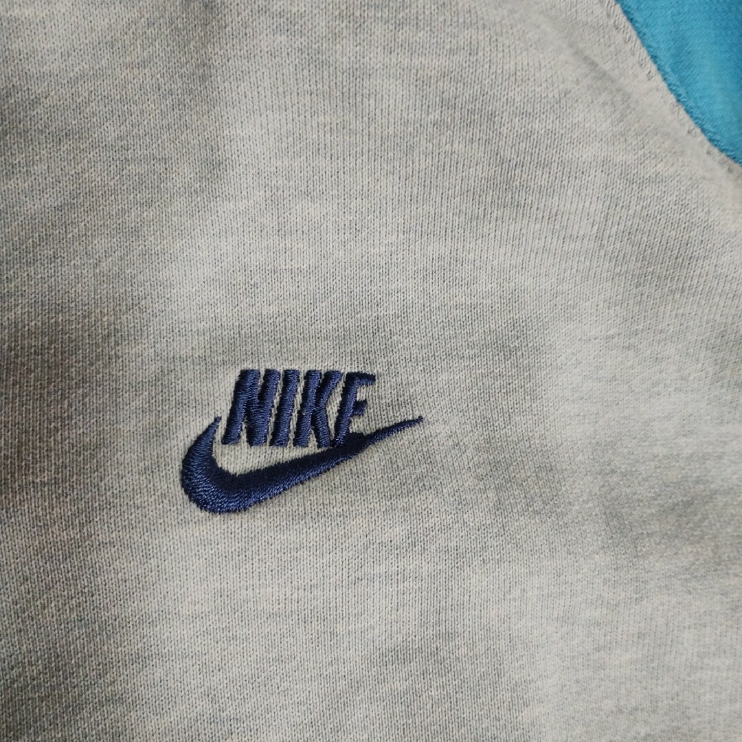 NIKE(ナイキ)のNIKE ナイキ　マルチカラー　好配色　古着　スウォッシュ刺繍　パーカー　L メンズのトップス(パーカー)の商品写真