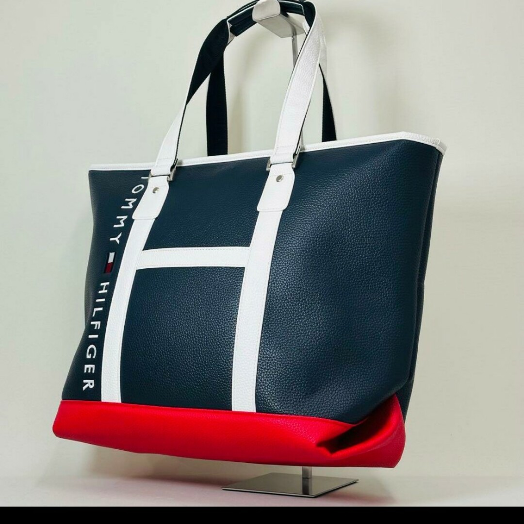 TOMMY HILFIGER(トミーヒルフィガー)の☆最終価格☆【新品】TOMMY HILFIGER ゴルフ　トートバッグ　大容量 スポーツ/アウトドアのゴルフ(バッグ)の商品写真