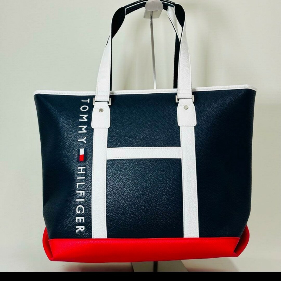 TOMMY HILFIGER(トミーヒルフィガー)の☆最終価格☆【新品】TOMMY HILFIGER ゴルフ　トートバッグ　大容量 スポーツ/アウトドアのゴルフ(バッグ)の商品写真