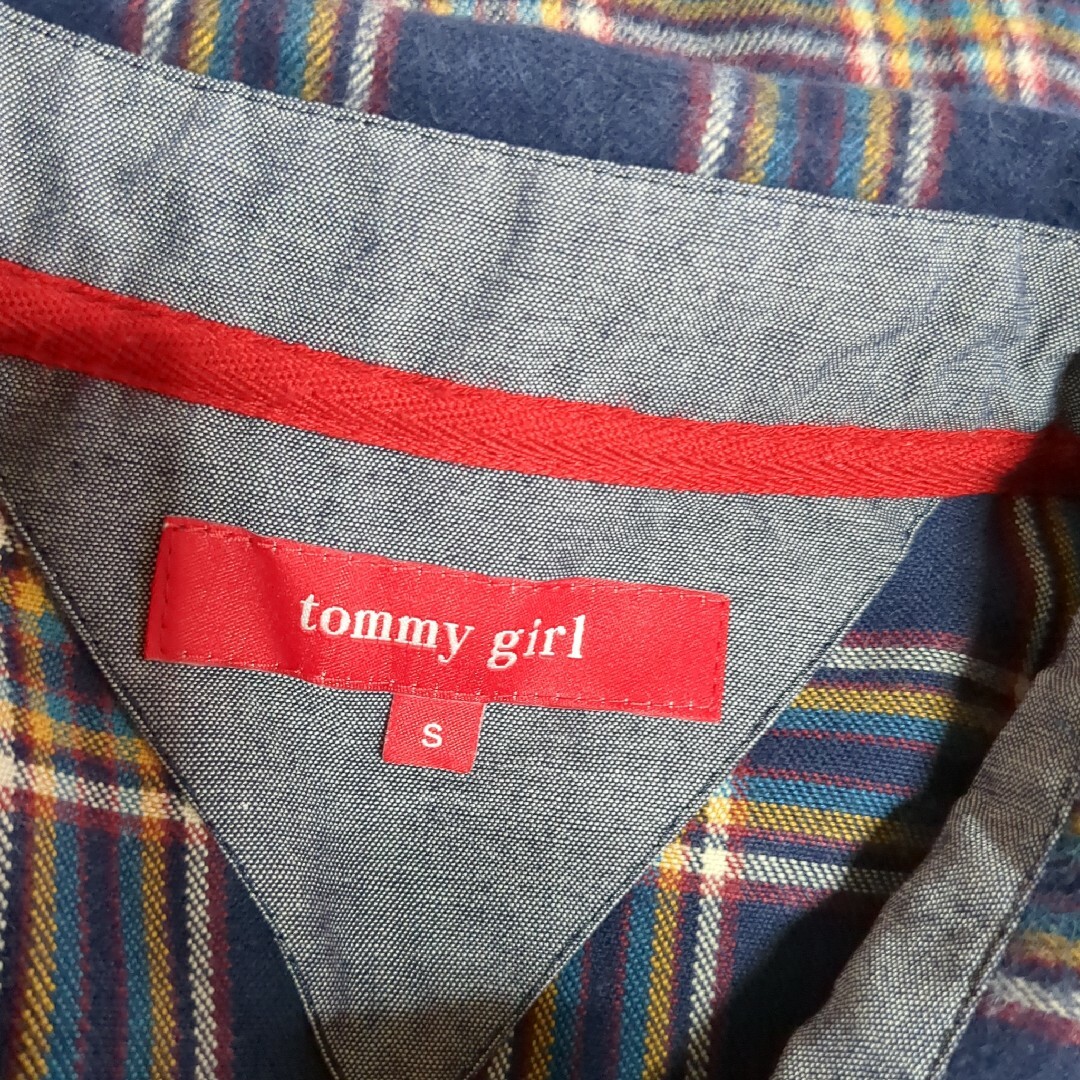 tommy girl(トミーガール)のtommy girl　トミーガール　シャツワンピース　ひざ丈ワンピース レディースのワンピース(ひざ丈ワンピース)の商品写真