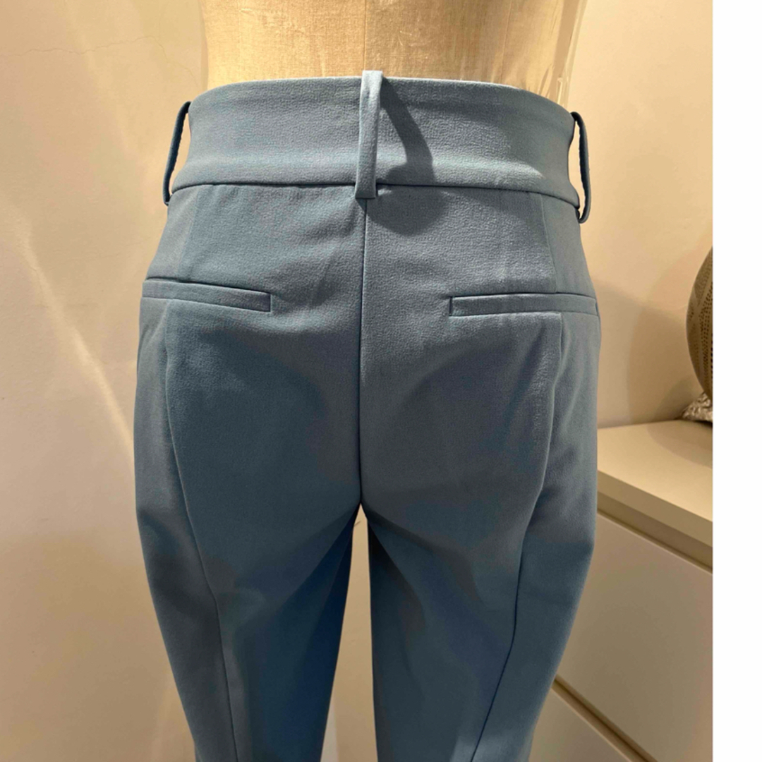 J.Crew(ジェイクルー)のJ.CREW 形の綺麗なパンツ(ストレッチあり) レディースのパンツ(カジュアルパンツ)の商品写真