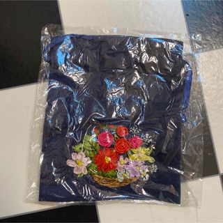 ハンドメイド 花 刺繍 巾着(ポーチ)