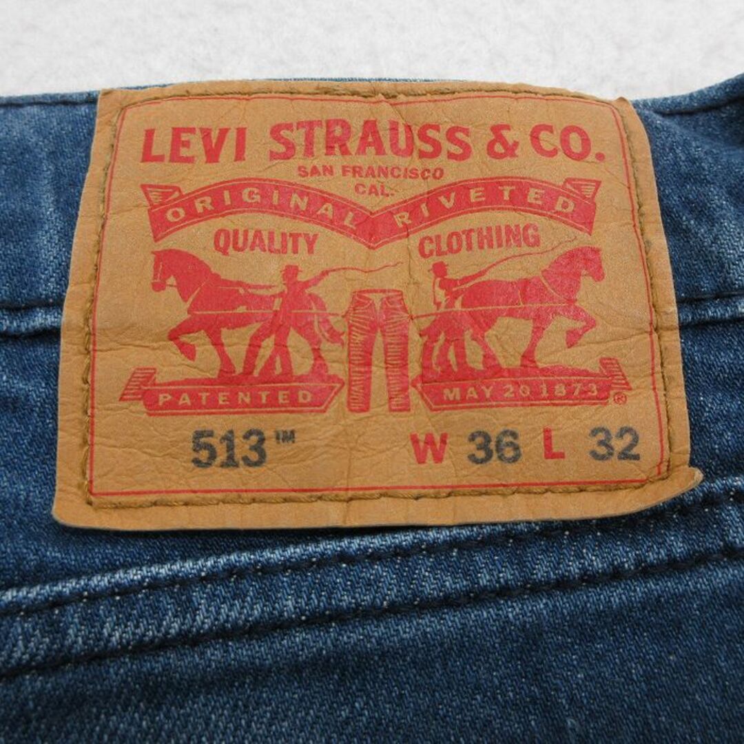 Levi's(リーバイス)のW36★古着 リーバイス Levis 513 ジーンズ メンズ ヒゲ 紺 ネイビー デニム 24feb26 中古 ボトムス ジーパン Gパン ロング パンツ メンズのパンツ(ワークパンツ/カーゴパンツ)の商品写真