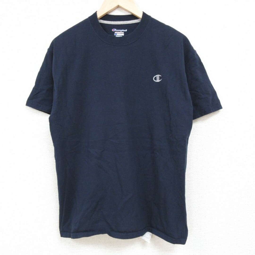 Champion(チャンピオン)のL★古着 チャンピオン Champion 半袖 Tシャツ メンズ ワンポイントロゴ コットン クルーネック 濃紺 ネイビー 24feb28 中古 メンズのトップス(Tシャツ/カットソー(半袖/袖なし))の商品写真