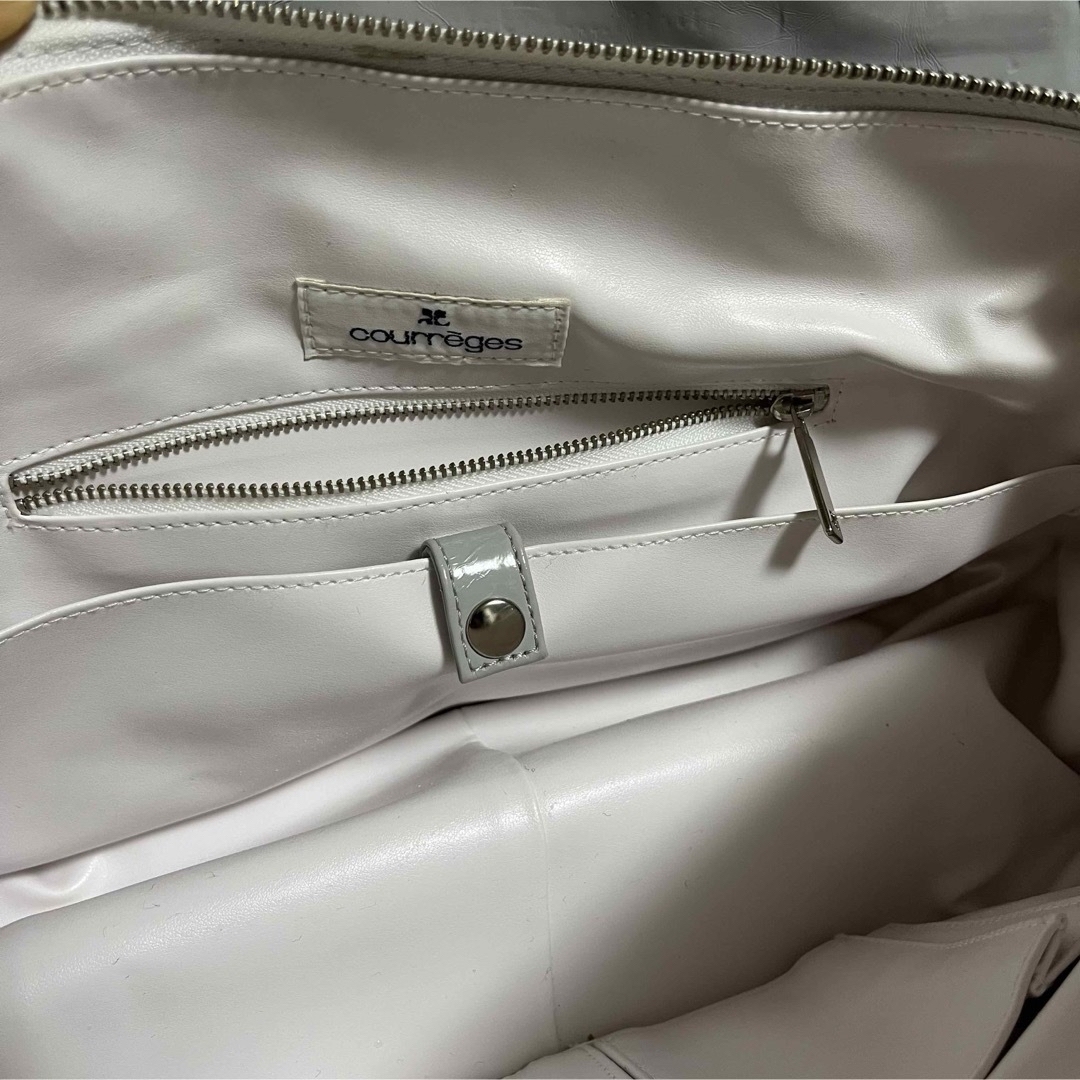 Courreges(クレージュ)のオールドクレージュ　エナメル　バッグ　ボストン　鞄 レディースのバッグ(ショルダーバッグ)の商品写真