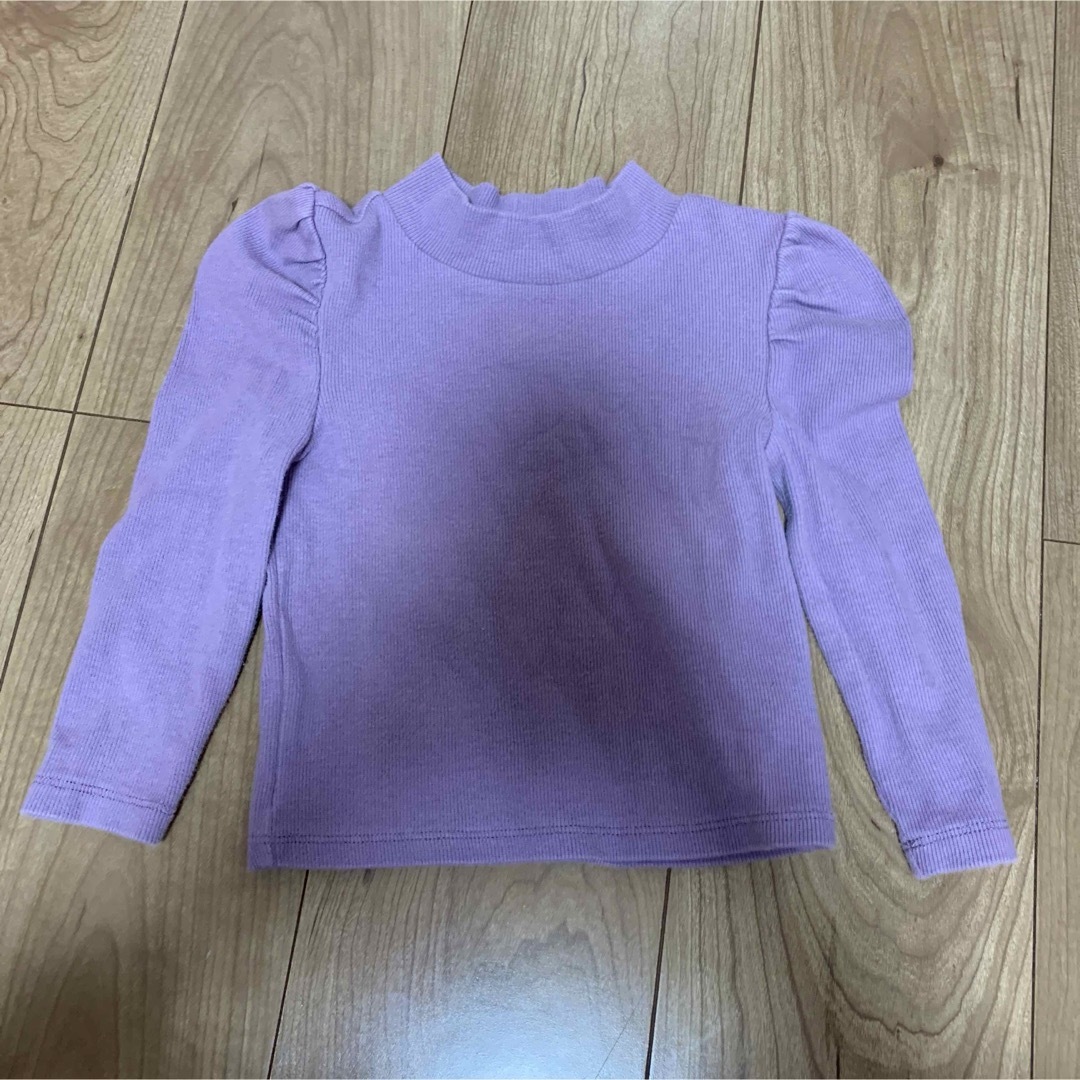 babyGAP(ベビーギャップ)のベビーギャップ　トップス　90 キッズ/ベビー/マタニティのキッズ服女の子用(90cm~)(Tシャツ/カットソー)の商品写真