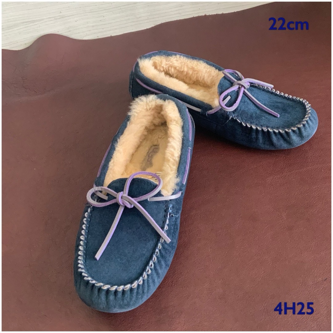 UGG(アグ)のUGG【22㎝位】ムートンシューズ☆クリーニングお手入れ済 レディースの靴/シューズ(スリッポン/モカシン)の商品写真