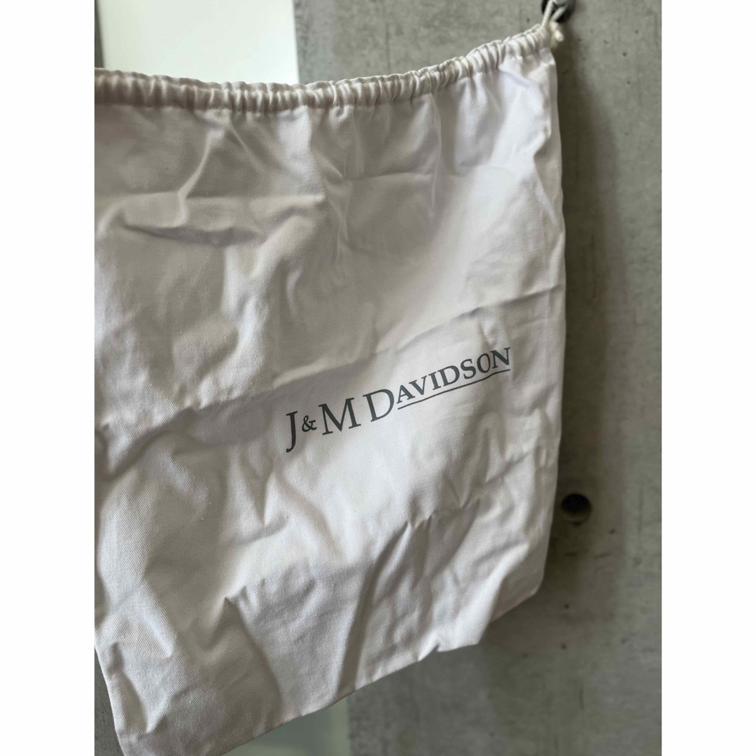 J&M DAVIDSON(ジェイアンドエムデヴィッドソン)のJ&M DAVIDSON レディースのバッグ(ショルダーバッグ)の商品写真