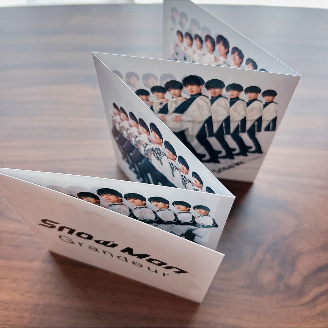 Grandeur グランドール 【3形態＋特典】SnowMan CD  エンタメ/ホビーのCD(ポップス/ロック(邦楽))の商品写真