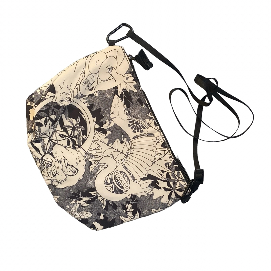SWASH - SWASH LONDON×ear ☆ コラボ バッグ アニマル 総柄 SWASH - SWASH LONDON×ear ☆ コラボ バッグ アニマル 総柄