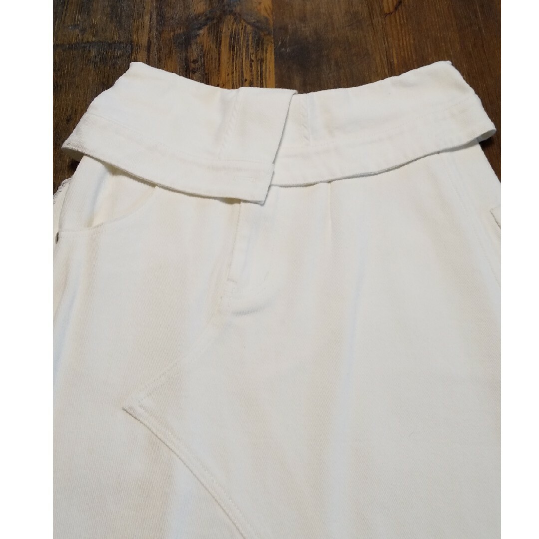 AULA AILA(アウラアイラ)のAuraアイラデニムスカート レディースのスカート(ロングスカート)の商品写真