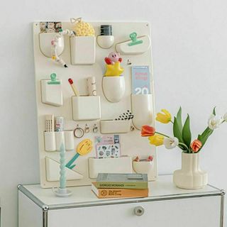 ウォールシェルフホワイト/ウーテンシロUTEN SILOリプロダクト/vitra