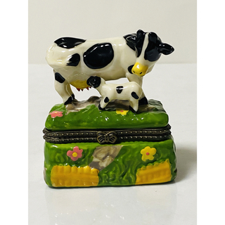 【 未使用 】高さ8㎝  陶器製 「牧場の母子牛」 トリンケットボックス(小物入れ)