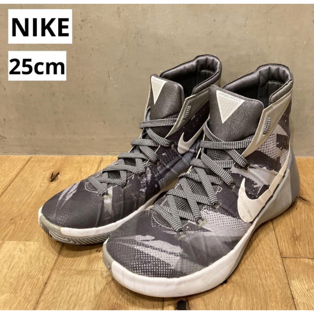 NIKE(ナイキ)のNIKE ナイキ Hyperdunk2015 PRM グレー　25cm バッシュ メンズの靴/シューズ(スニーカー)の商品写真