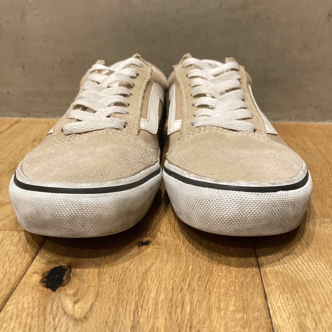 OLD SKOOL（VANS）(オールドスクール)のVANS バンズ オールドスクール　ベージュ　レディース　スニーカー レディースの靴/シューズ(スニーカー)の商品写真