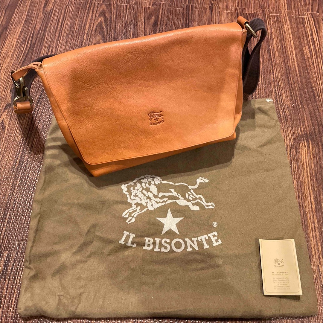 IL BISONTE(イルビゾンテ)のイルビゾンテ ILBISONTE ヌメ クロスボディバッグ ショルダー 牛革 レディースのバッグ(ショルダーバッグ)の商品写真