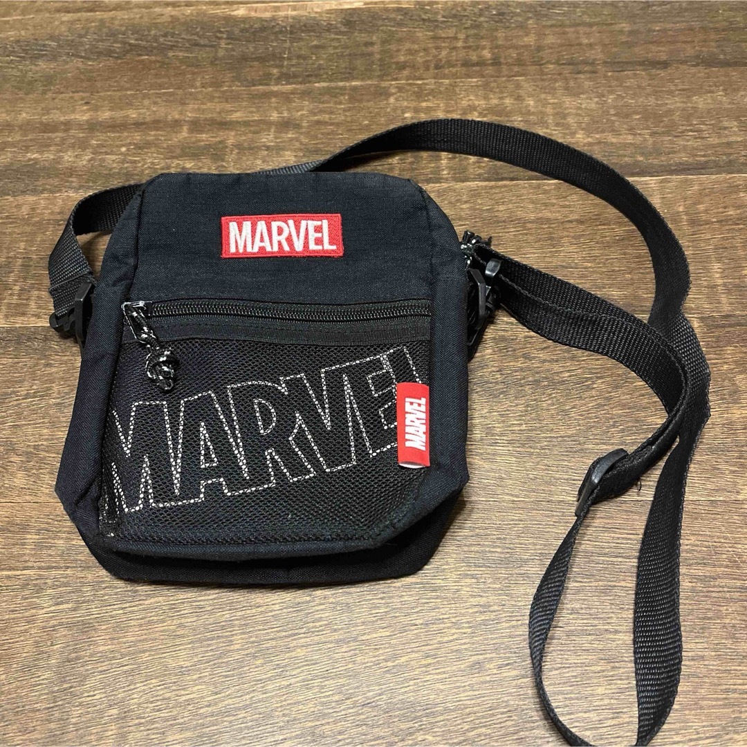 MARVEL(マーベル)の★MARVEL マーベル★ ショルダーバッグ メンズのバッグ(ショルダーバッグ)の商品写真