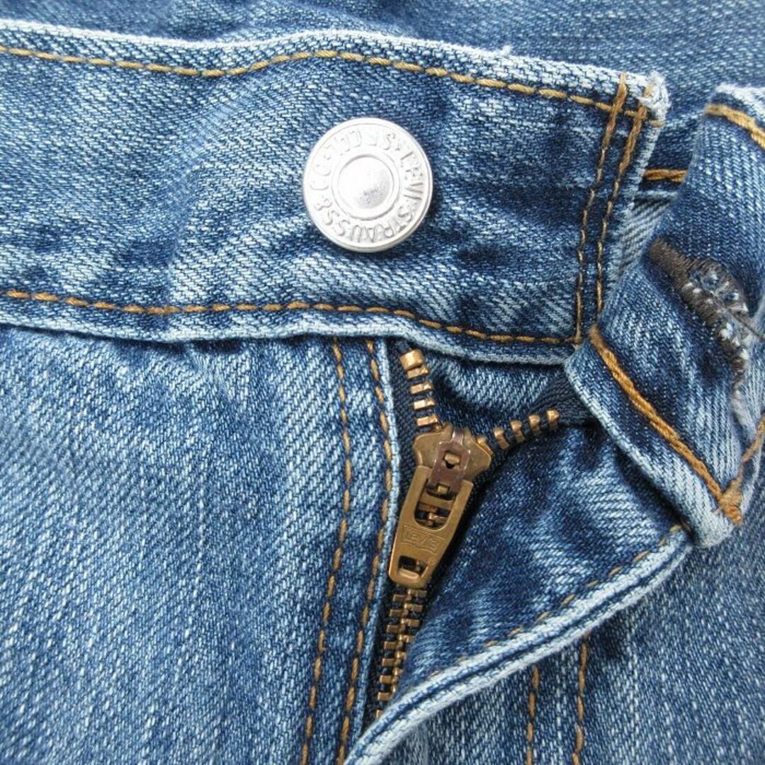 Levi's(リーバイス)のW37★古着 リーバイス Levis 569 ショート パンツ メンズ 00年代 00s ヒゲ コットン 紺 ネイビー デニム 24mar04 中古 ボトムス 短パン ショーパン ハーフ メンズのパンツ(ワークパンツ/カーゴパンツ)の商品写真