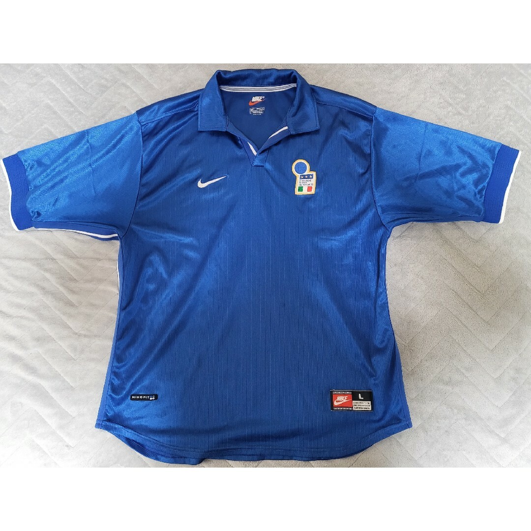 NIKE(ナイキ)のNIKE 98 イタリア代表 ユニフォーム ホーム スポーツ/アウトドアのサッカー/フットサル(ウェア)の商品写真